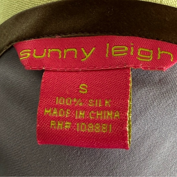 Sunny Leigh Purple Flutter Sleeve Blouse with Tie Front Size: S - Picture 7 of 9